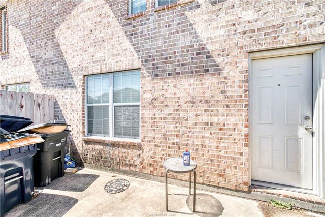 2325 Autumn Chase Loop, College Station, TX 77840