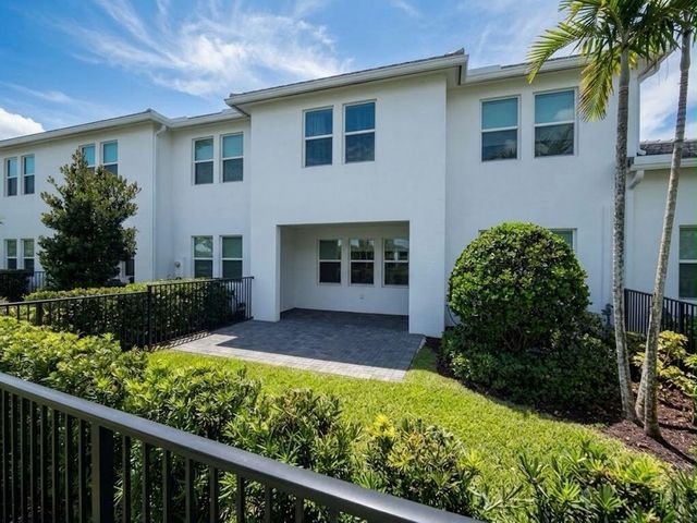 16483 Helix Court, Westlake, FL 33470
