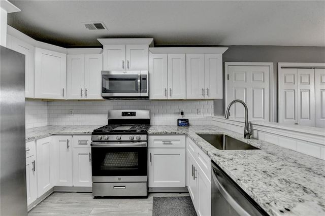 215 Foster Trace Drive, Lawrenceville, GA 30043