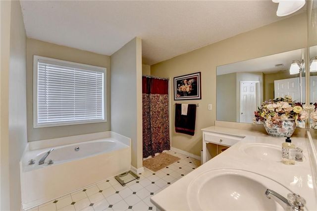 215 Foster Trace Drive, Lawrenceville, GA 30043