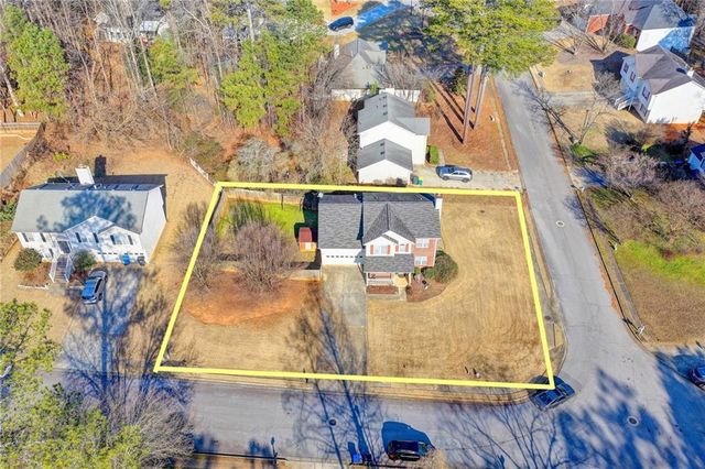 215 Foster Trace Drive, Lawrenceville, GA 30043