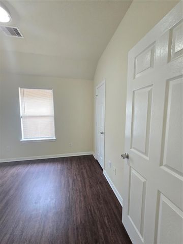 2112 Davis Street, Houston, TX 77026