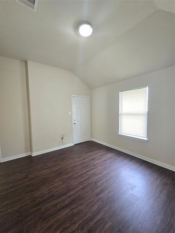 2112 Davis Street, Houston, TX 77026