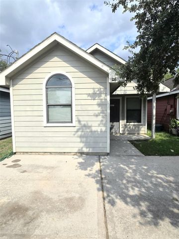 2112 Davis Street, Houston, TX 77026