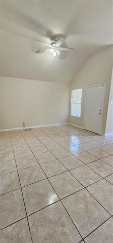 2112 Davis Street, Houston, TX 77026