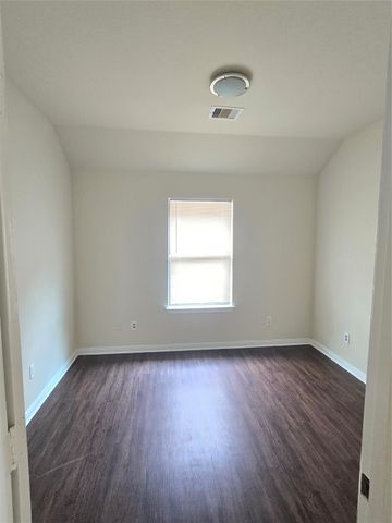 2112 Davis Street, Houston, TX 77026