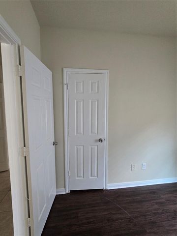 2112 Davis Street, Houston, TX 77026