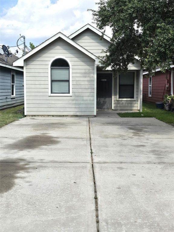 2112 Davis Street, Houston, TX 77026