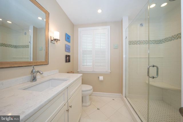646 BEECHWOOD DR, Havertown, PA 19083