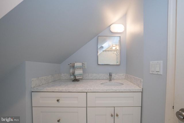 646 BEECHWOOD DR, Havertown, PA 19083