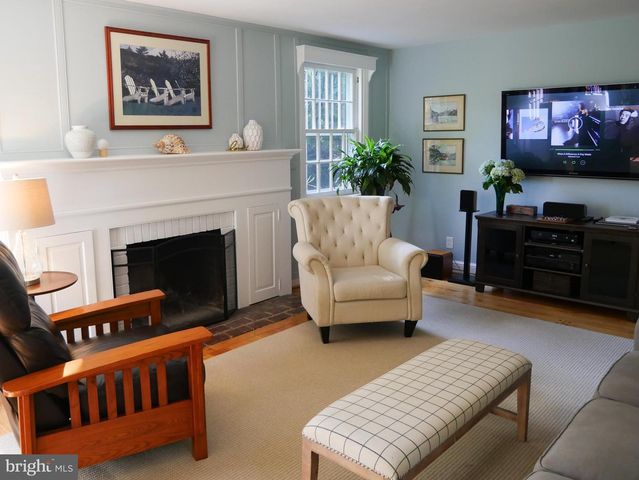 646 BEECHWOOD DR, Havertown, PA 19083