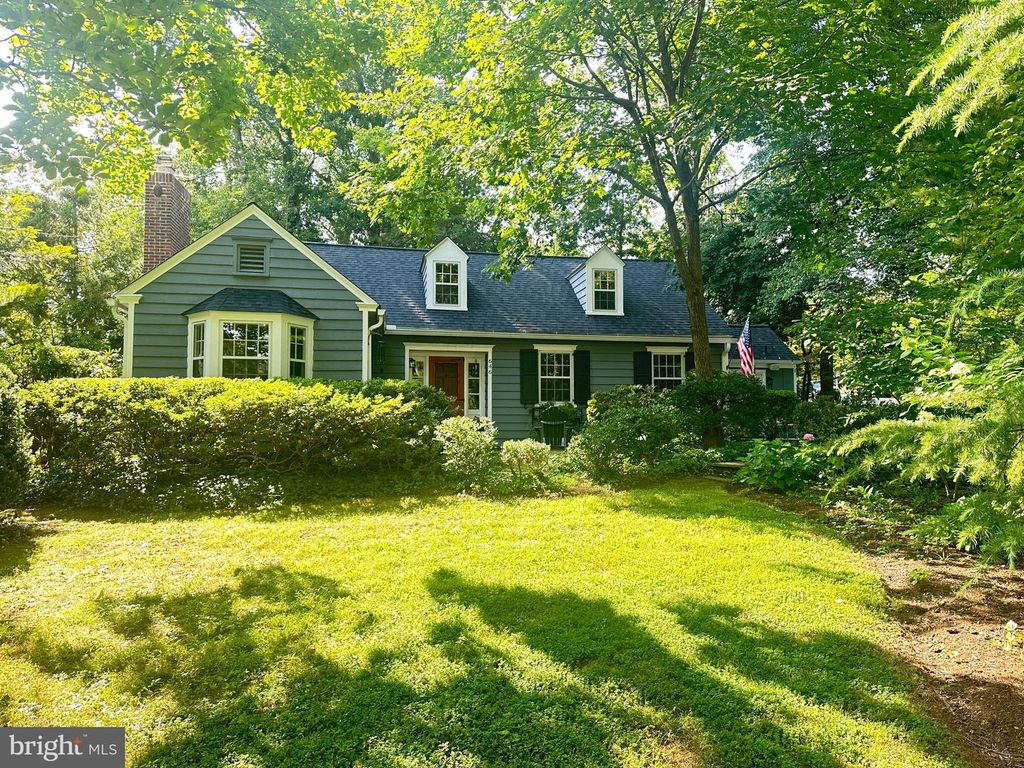 646 BEECHWOOD DR, Havertown, PA 19083