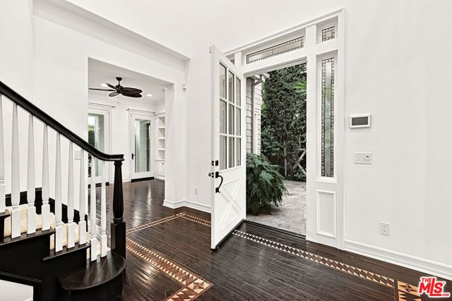 7391 Coastal View Drive, Los Angeles, CA 90045