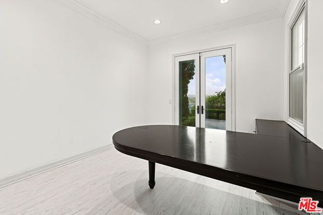 7391 Coastal View Drive, Los Angeles, CA 90045