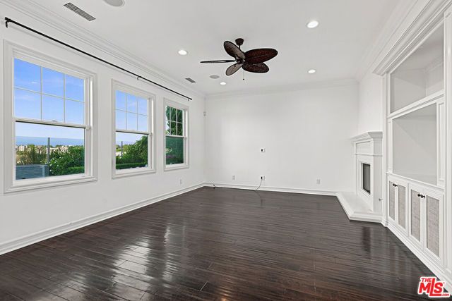 7391 Coastal View Drive, Los Angeles, CA 90045
