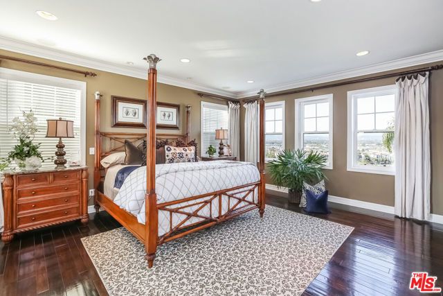 7391 Coastal View Drive, Los Angeles, CA 90045