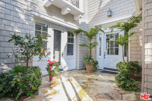 7391 Coastal View Drive, Los Angeles, CA 90045