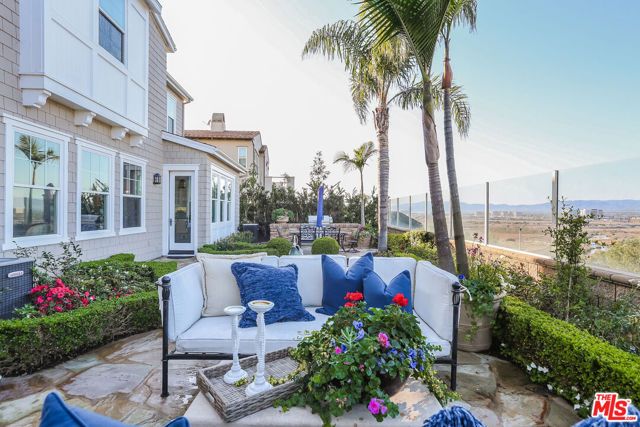 7391 Coastal View Drive, Los Angeles, CA 90045