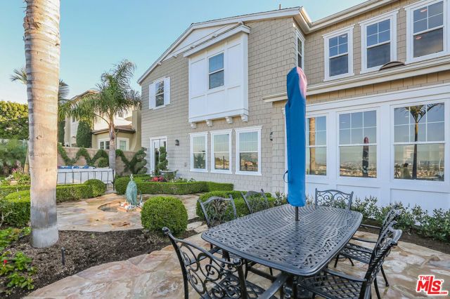 7391 Coastal View Drive, Los Angeles, CA 90045