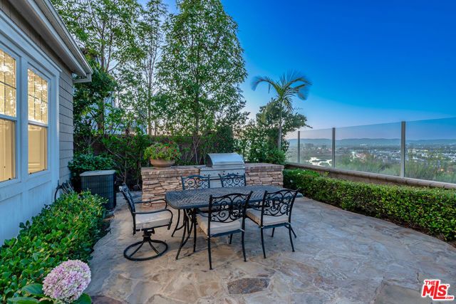 7391 Coastal View Drive, Los Angeles, CA 90045