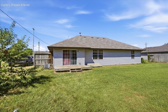 706 State Highway Ab, Willard, MO 65781