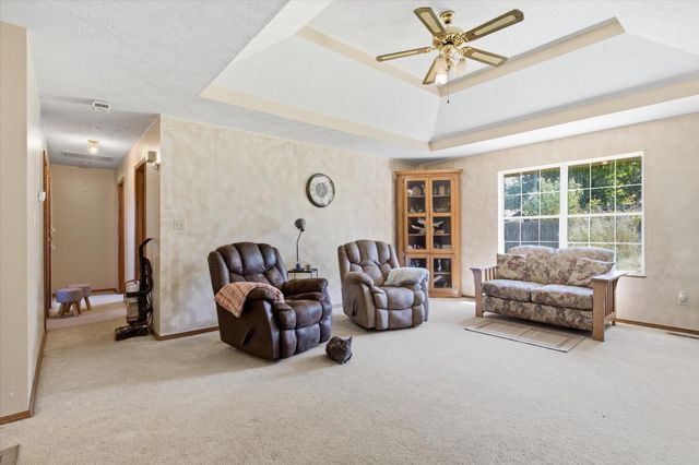 706 State Highway Ab, Willard, MO 65781