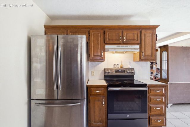 706 State Highway Ab, Willard, MO 65781