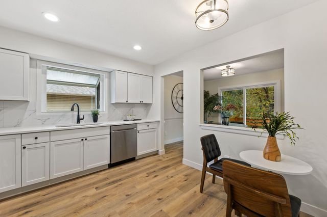 8333 Abbott Avenue N, Brooklyn Park, MN 55443