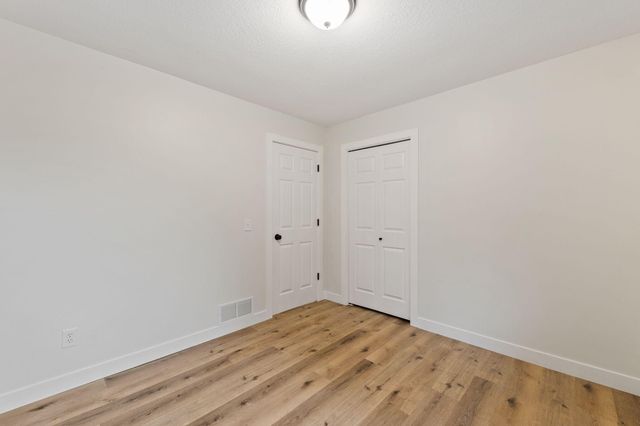 8333 Abbott Avenue N, Brooklyn Park, MN 55443