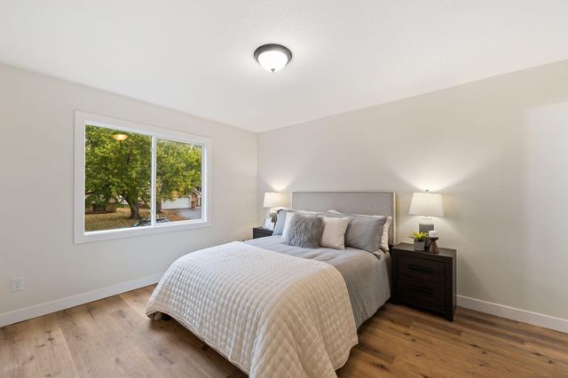 8333 Abbott Avenue N, Brooklyn Park, MN 55443