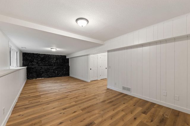 8333 Abbott Avenue N, Brooklyn Park, MN 55443