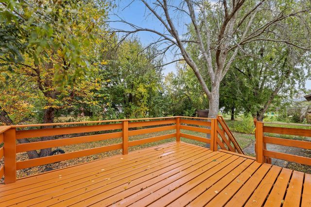 8333 Abbott Avenue N, Brooklyn Park, MN 55443