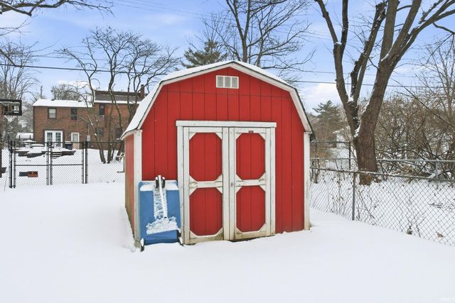 1908 N Alden Road, Muncie, IN 47304