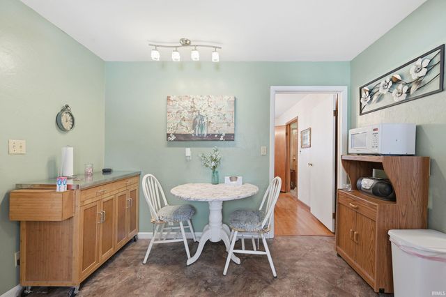 1908 N Alden Road, Muncie, IN 47304