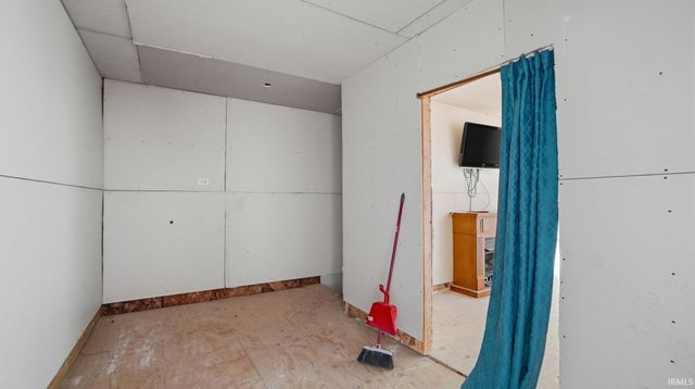 1225 E Lewis Street, Fort Wayne, IN 46803