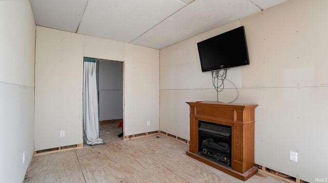 1225 E Lewis Street, Fort Wayne, IN 46803