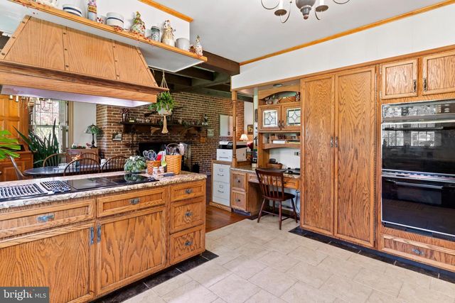 3 KATIE LN, Carlisle, PA 17015