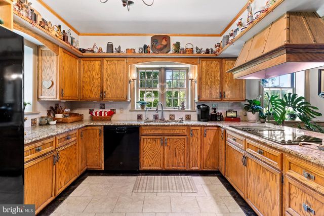 3 KATIE LN, Carlisle, PA 17015