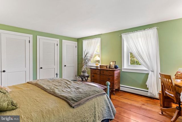 3 KATIE LN, Carlisle, PA 17015