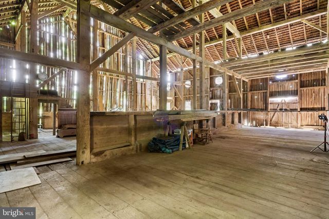 3 KATIE LN, Carlisle, PA 17015