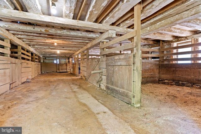 3 KATIE LN, Carlisle, PA 17015