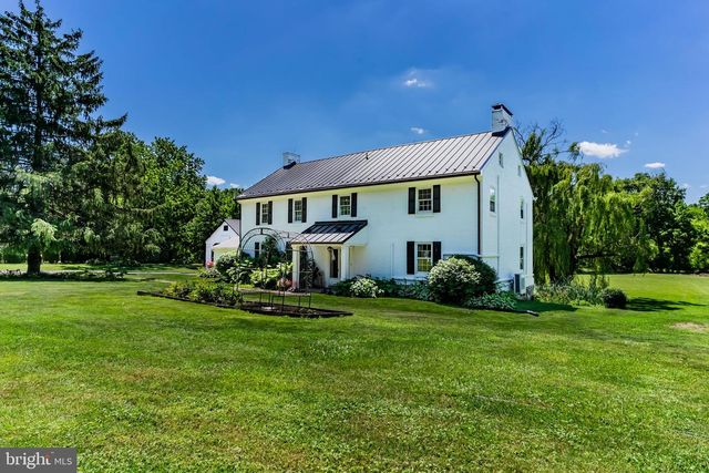 3 KATIE LN, Carlisle, PA 17015