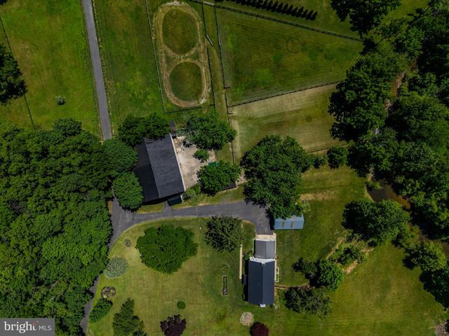 3 KATIE LN, Carlisle, PA 17015