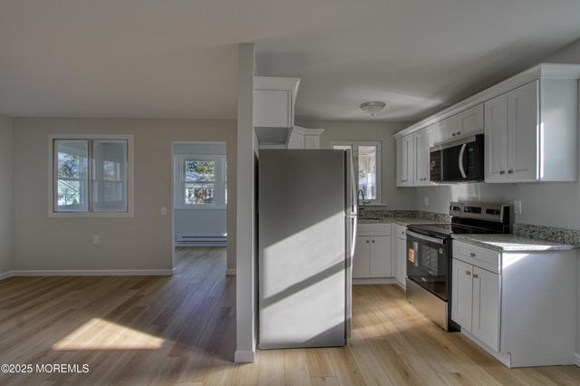 25 Molly Pitcher Boulevard B, Whiting, NJ 08759