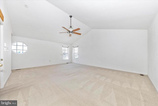100 SUNLIGHT DR, Frederick, MD 21702