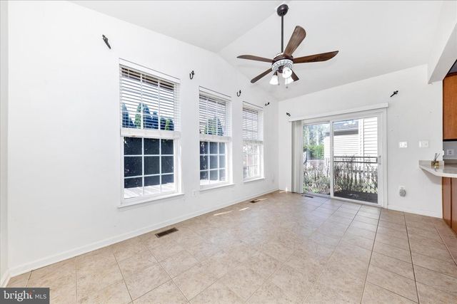 100 SUNLIGHT DR, Frederick, MD 21702