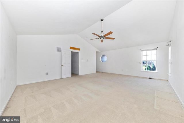100 SUNLIGHT DR, Frederick, MD 21702