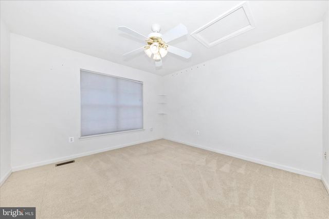 100 SUNLIGHT DR, Frederick, MD 21702