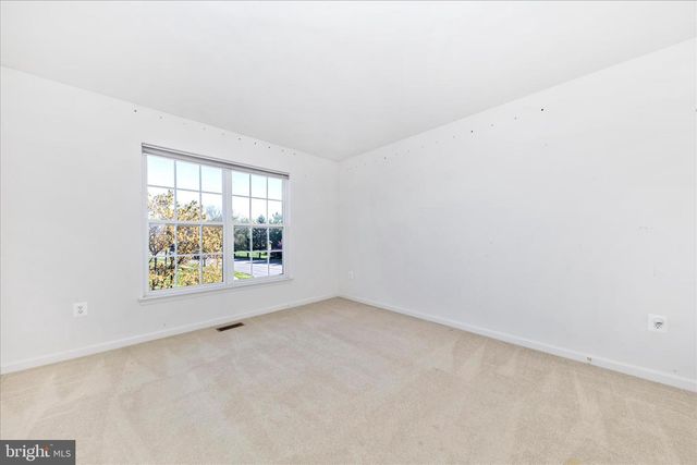 100 SUNLIGHT DR, Frederick, MD 21702
