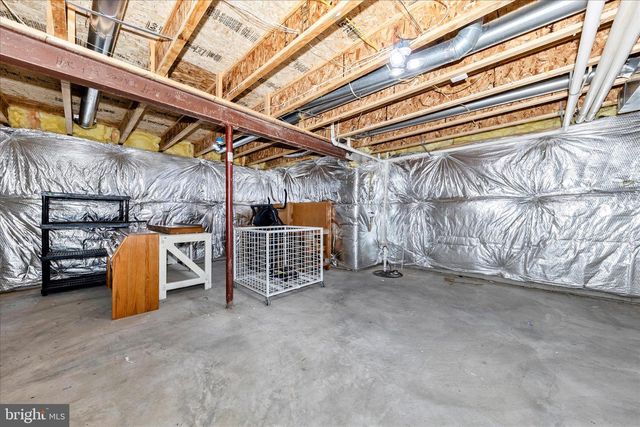 100 SUNLIGHT DR, Frederick, MD 21702
